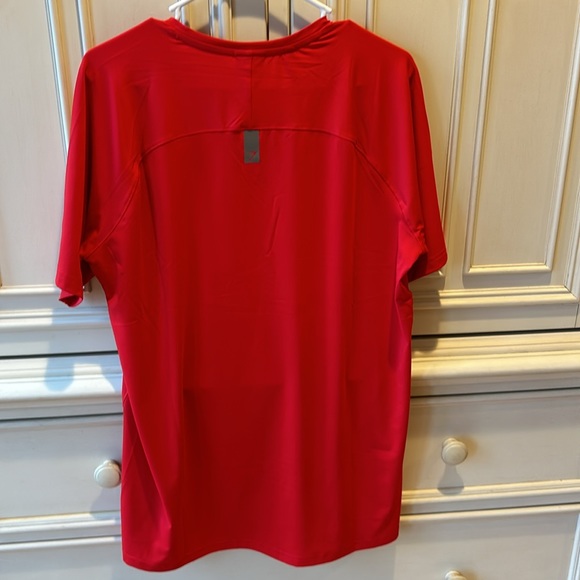 Men’s NWT Red Gymshark Athletic T-shirt Size XL - Picture 5 of 5